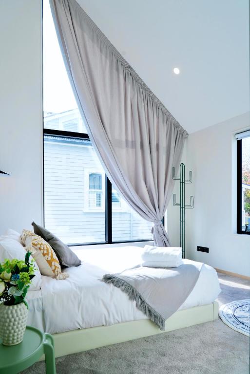 Scenic Views close to the City - Resim 12