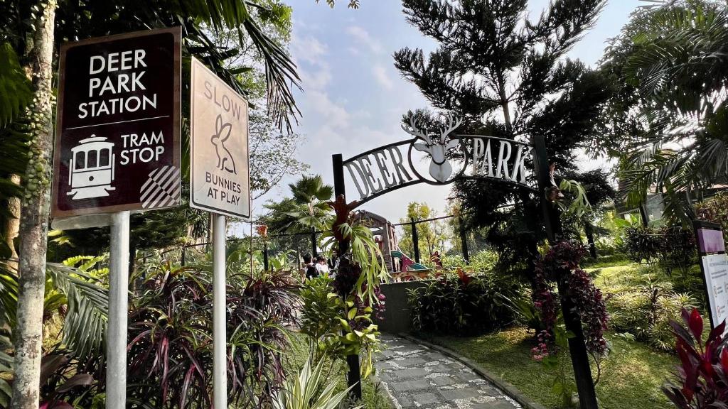 Zahrada ubytování Vimala Hills Villa & Resort Megamendung Puncak