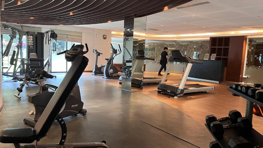 Fitness centrum a/nebo fitness zařízení v ubytování Vimala Hills Villa & Resort Megamendung Puncak