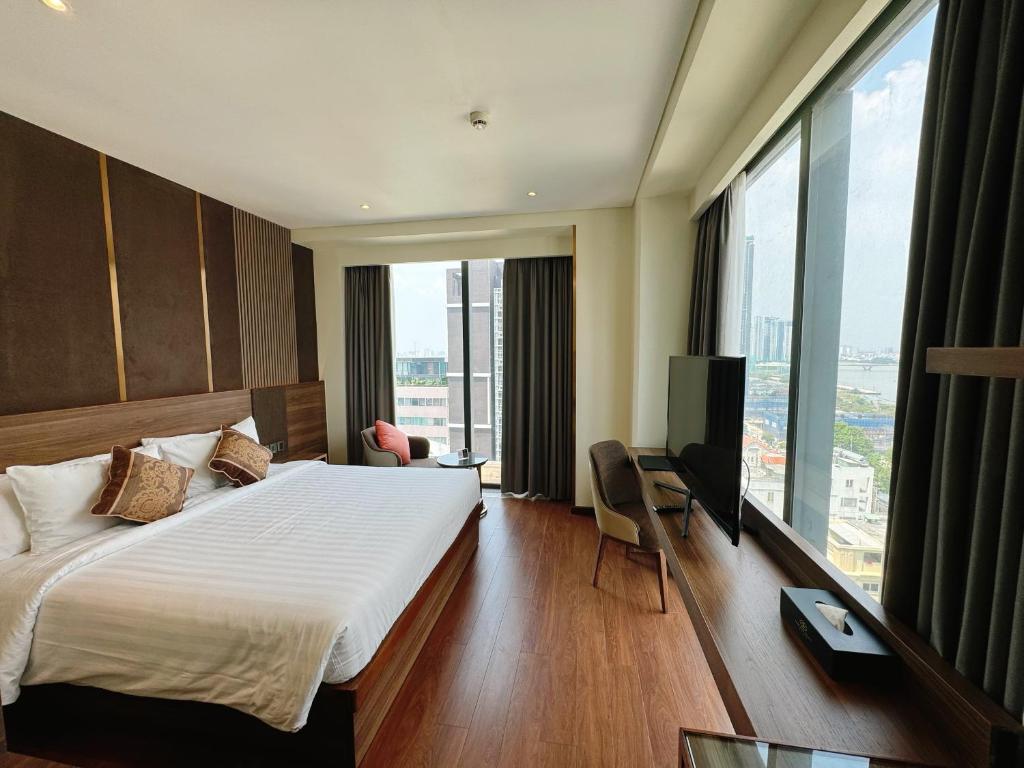 Grand City View - Included Afternoon Tea