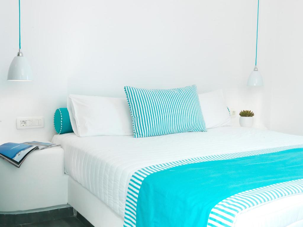 Evgenia Villas & Suites by Calm Collection - 14