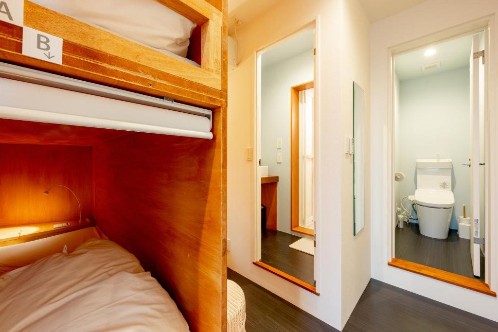 Koupelna v ubytování plat hostel keikyu asakusa karin