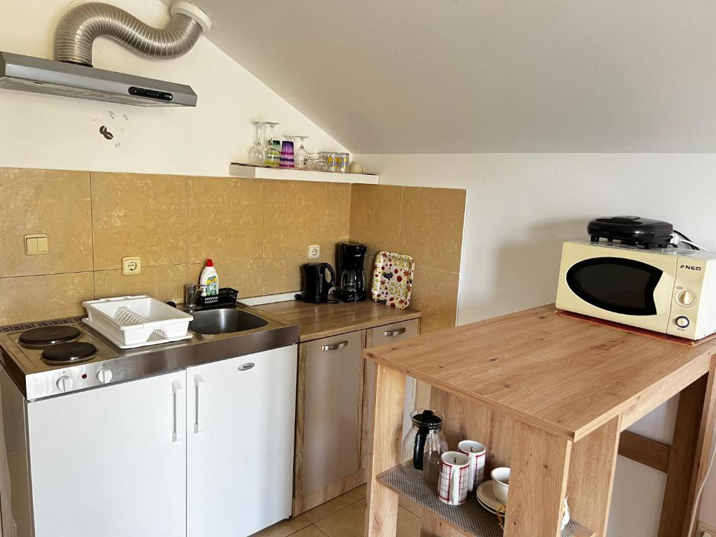 Apartments Lira - 12