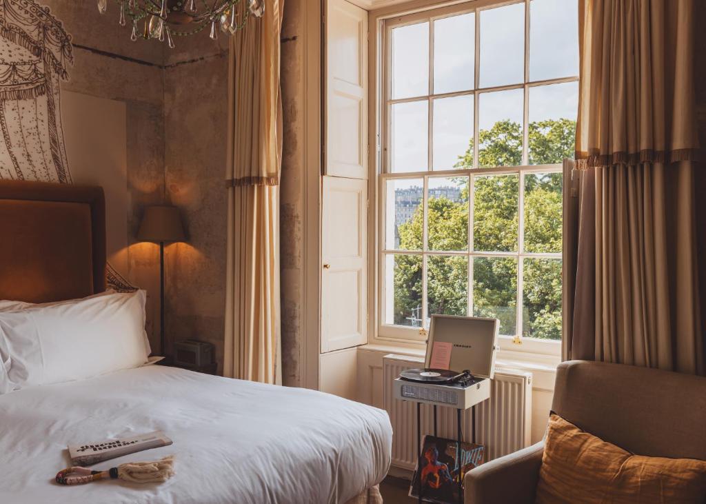 No 15 by GuestHouse, Bath - Resim 43