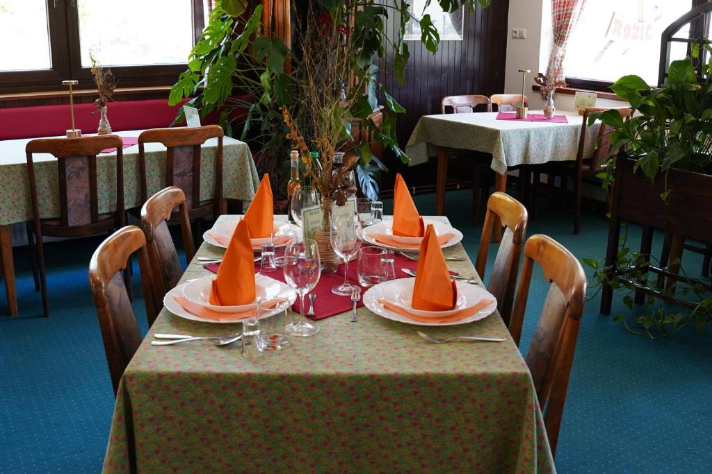 Restaurace v ubytování Penzion Rožič