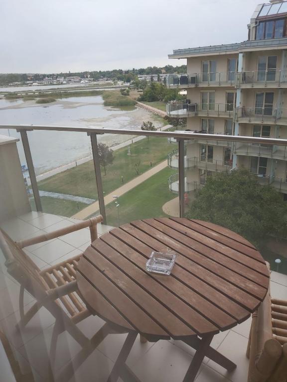 Balkón nebo terasa v ubytování Wellness Apartments in Velence