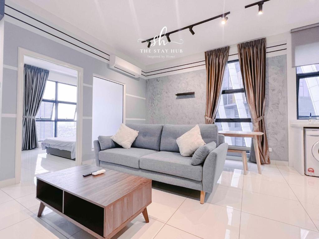 Arte Mont Kiara Luxury Suite with Heated Jacuzzi Pods - Free Parking - Next to MITEC- by The Stay Hub - Apartamento Premium De Un Dormitorio