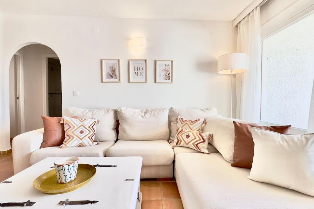 Atico Altea fully equiped,piscina y gratis parking - Two-Bedroom Apartment