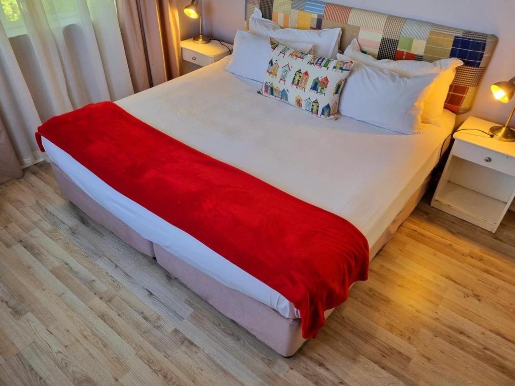 Two bedroom on Trotter - Image 12
