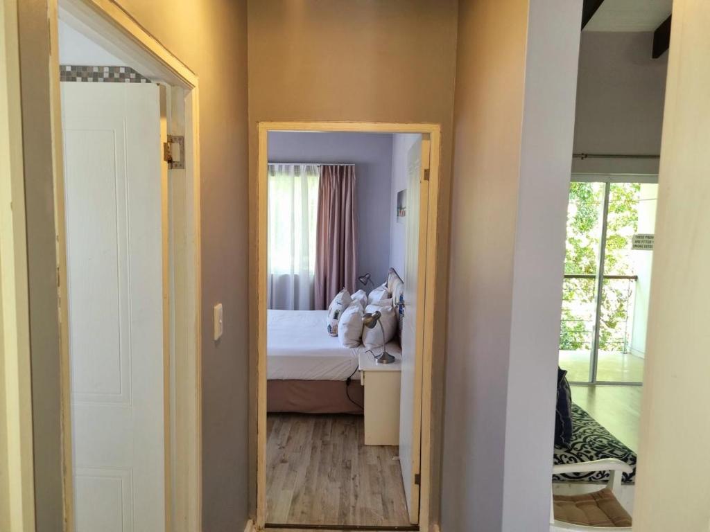 Two bedroom on Trotter - Image 10