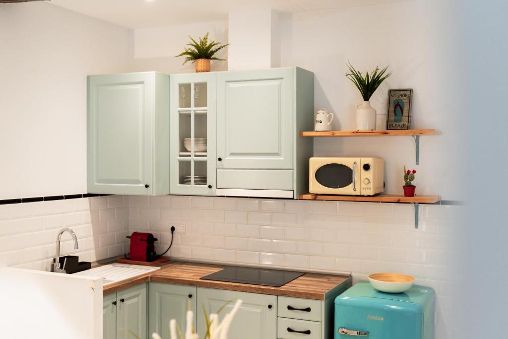 Kuchyň nebo kuchyňský kout v ubytování Loft Alguer en Ametlla de Mar