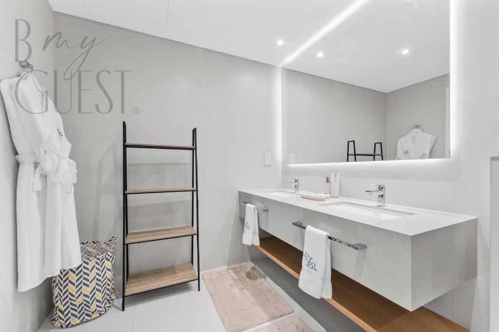 در La Vie 2BR با دسترسی به ساحل به سبکی استراحت کنید