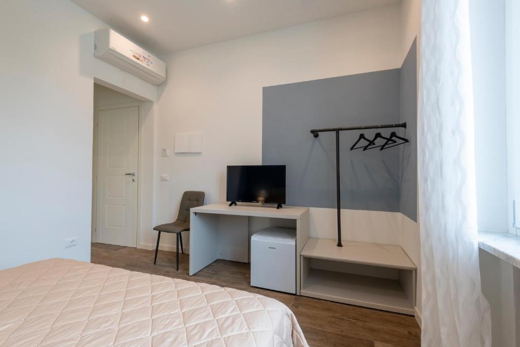 IARSERA rooms and apartment - 15