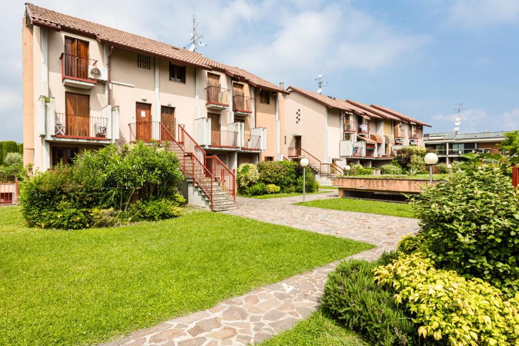 Vonkajšia záhrada v ubytovaní Arcave Luxury Apartment