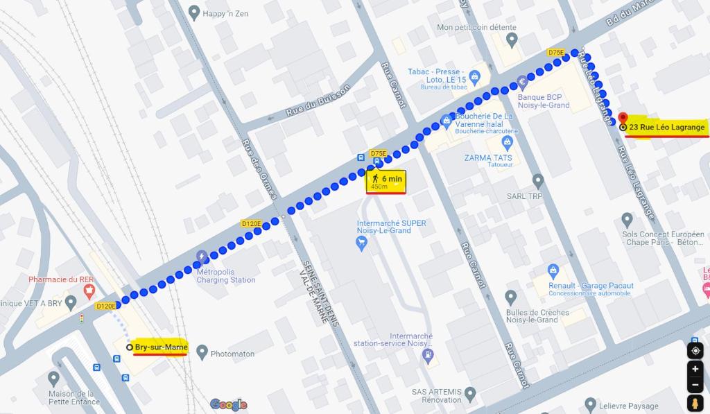 a map of the subway line in berlin at T2 Paris Disneyland Jardin Parking in Noisy-le-Grand