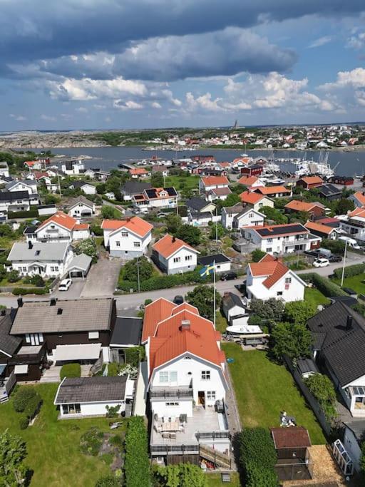 Nespecifikovaný výhled na destinaci Hönö nebo výhled na město při pohledu z apartmánu