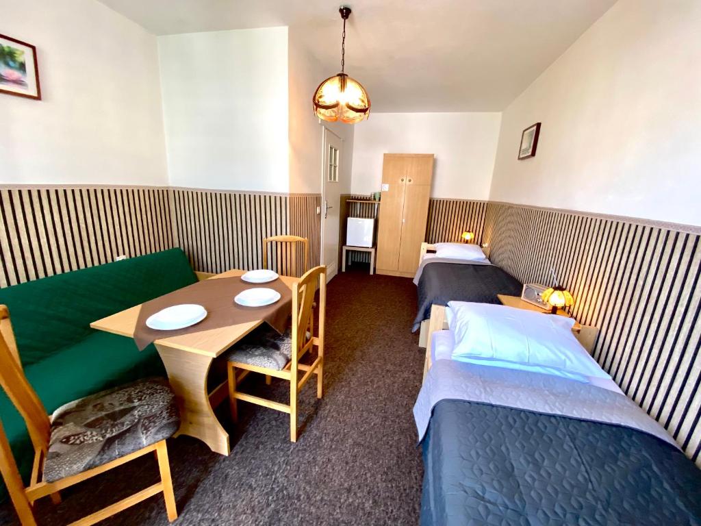 Ogrodowe zacisze - 5