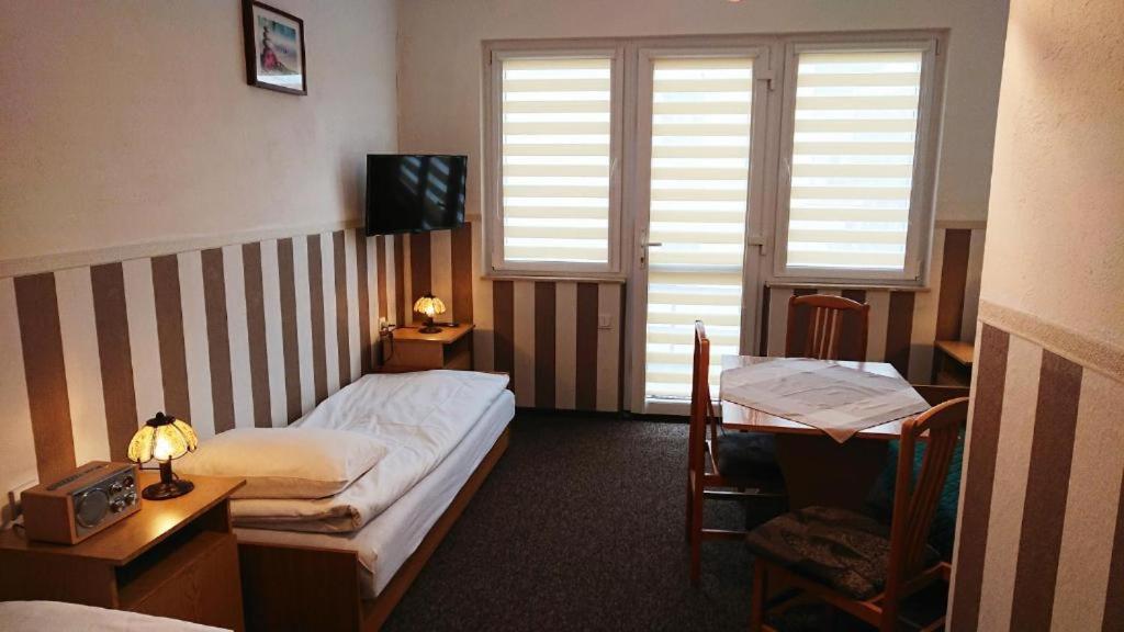 Ogrodowe zacisze - 1