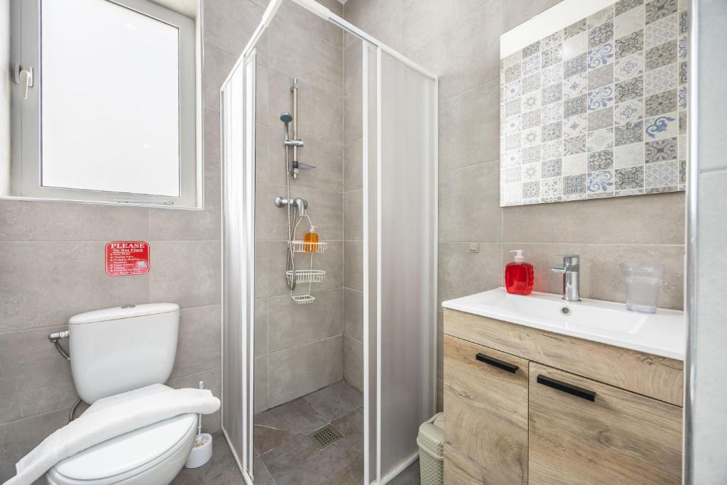 Koupelna v ubytování Elegant & Modern House by SF HOMES - Close to the Three Cities and the airport