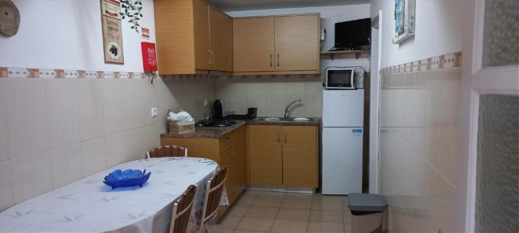 Cila's Guest House - Housity