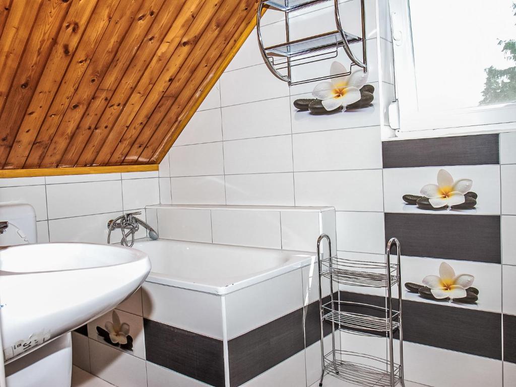 Posteľ alebo postele v izbe v ubytovaní Holiday Home Gemini 2 by Interhome