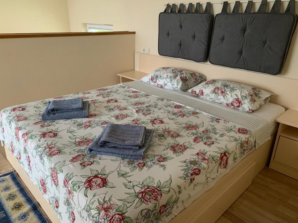 Postel nebo postele na pokoji v ubytování Patrick House