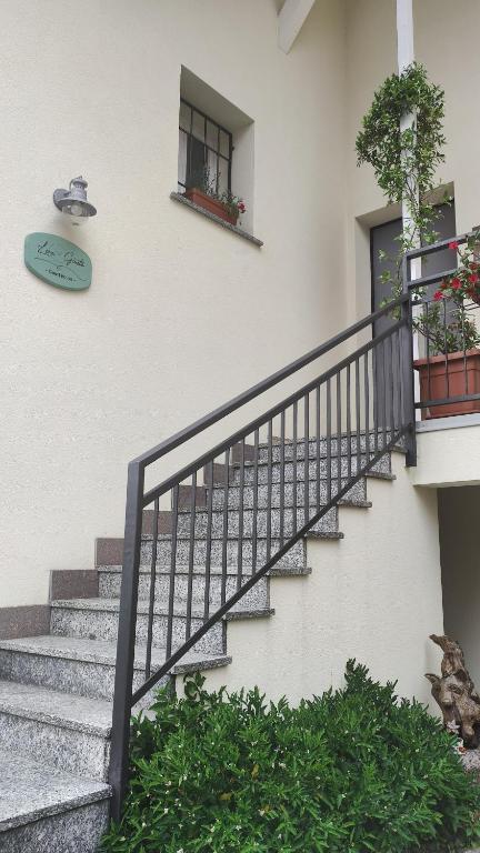 Fotografie z fotogalerie ubytování LORA GIUSTA GUEST HOUSE v destinaci Como