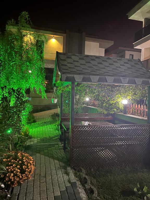Zahrada ubytování Golden Hour Apartment بورصة شقة مريحة Bursa Nilufer مَنْظَرٌ جَمِيلٌ