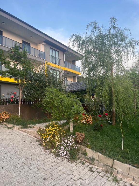 Zahrada ubytování Golden Hour Apartment بورصة شقة مريحة Bursa Nilufer مَنْظَرٌ جَمِيلٌ