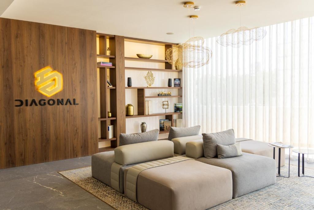 Χώρος καθιστικού στο DIAGONAL HOTEL