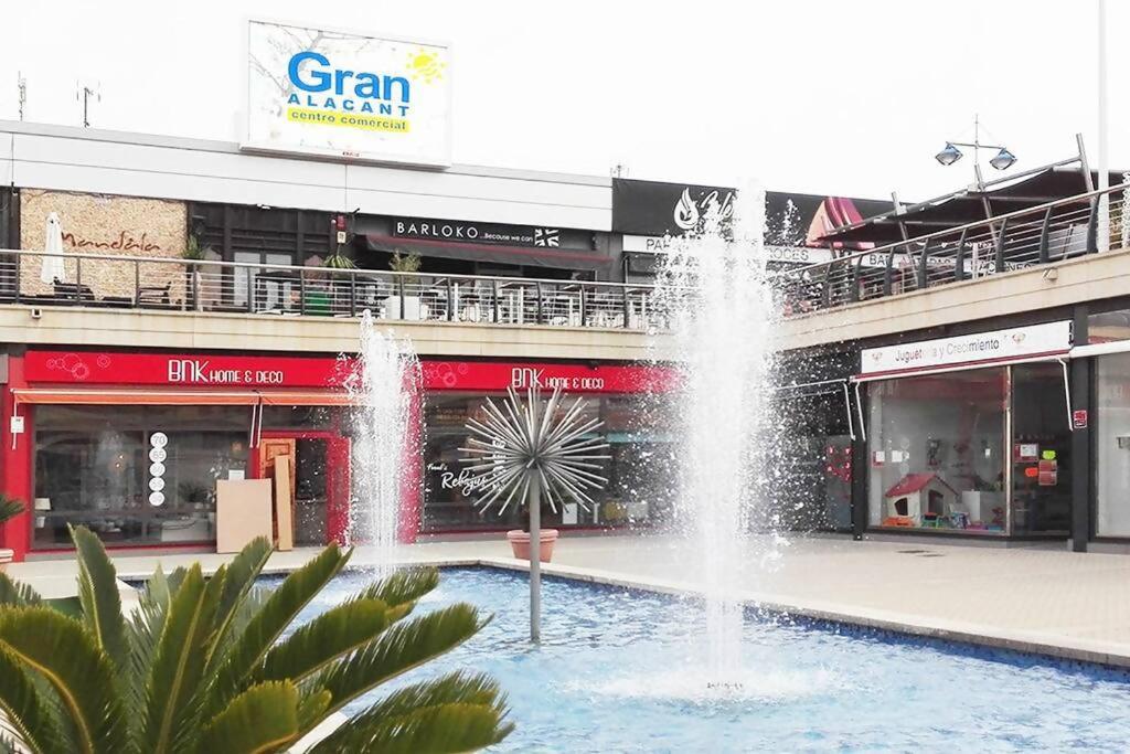 Bazén v ubytování Tu chalet con piscina privada nebo v jeho okolí