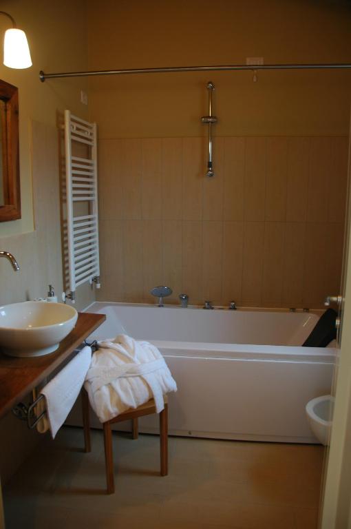 Tenuta San Marcello - Apartamento De Una Habitación Con Baño De Spa