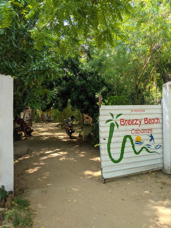 Fotografie z fotogalerie ubytování Breezy Beach Cabanas v destinaci Arugam Bay