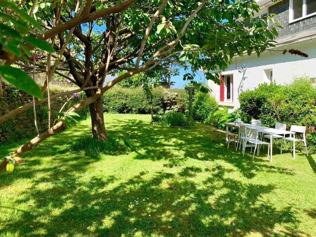 Κήπος έξω από το Ty Swannee, Ty Swannee maison familiale