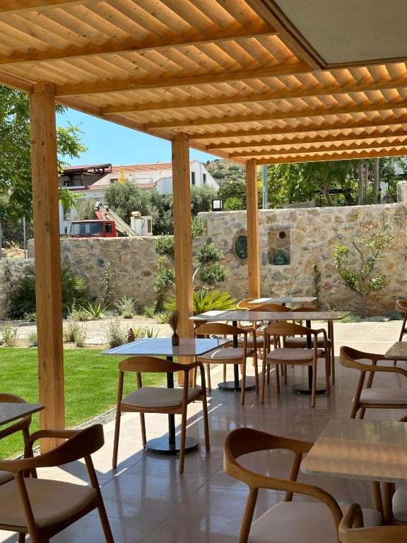 Restaurace v ubytování Villa Kantarlı