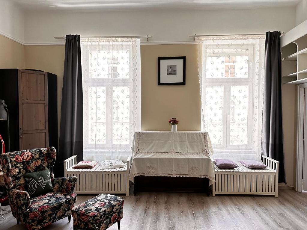 spacious and stylish Jókai apartment 1066 Budapest, 26 Jókai utca kép - 1