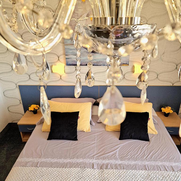 Posteľ alebo postele v izbe v ubytovaní Rooms Ana