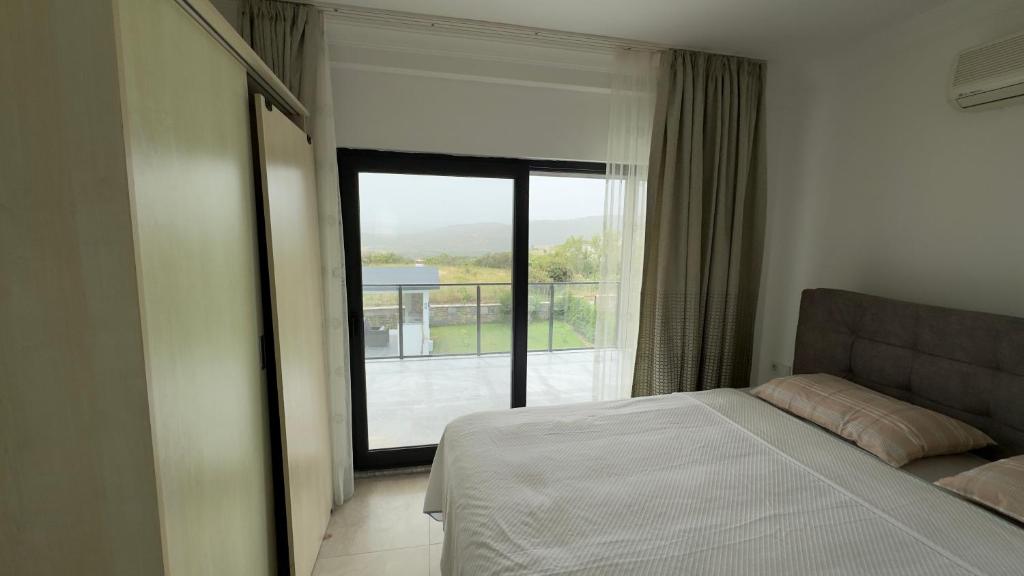 Postel nebo postele na pokoji v ubytování Villa Akasya with private pool