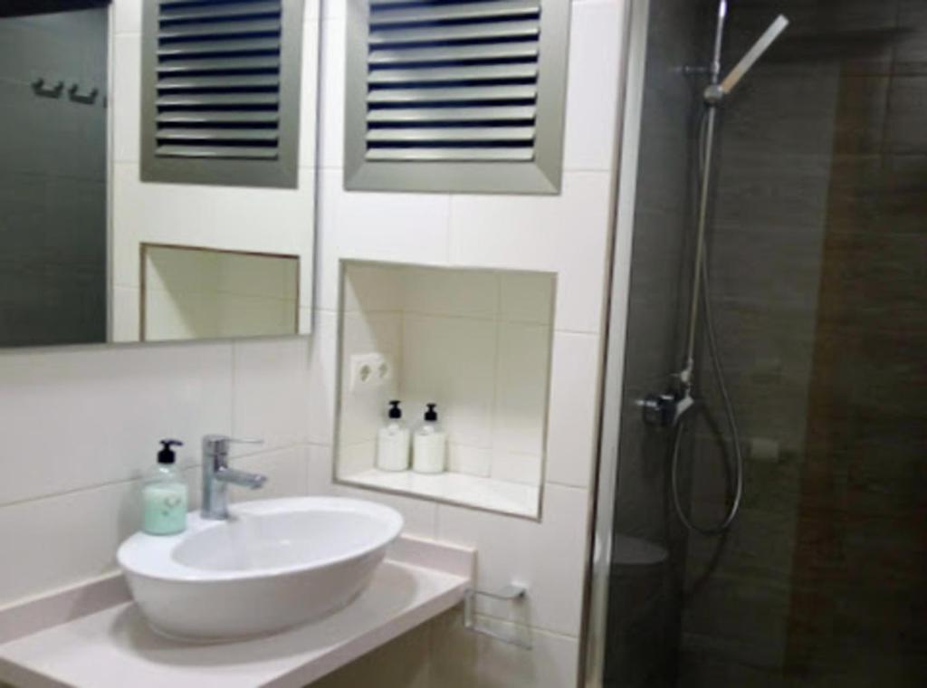Koupelna v ubytování Apartamentos Orvay
