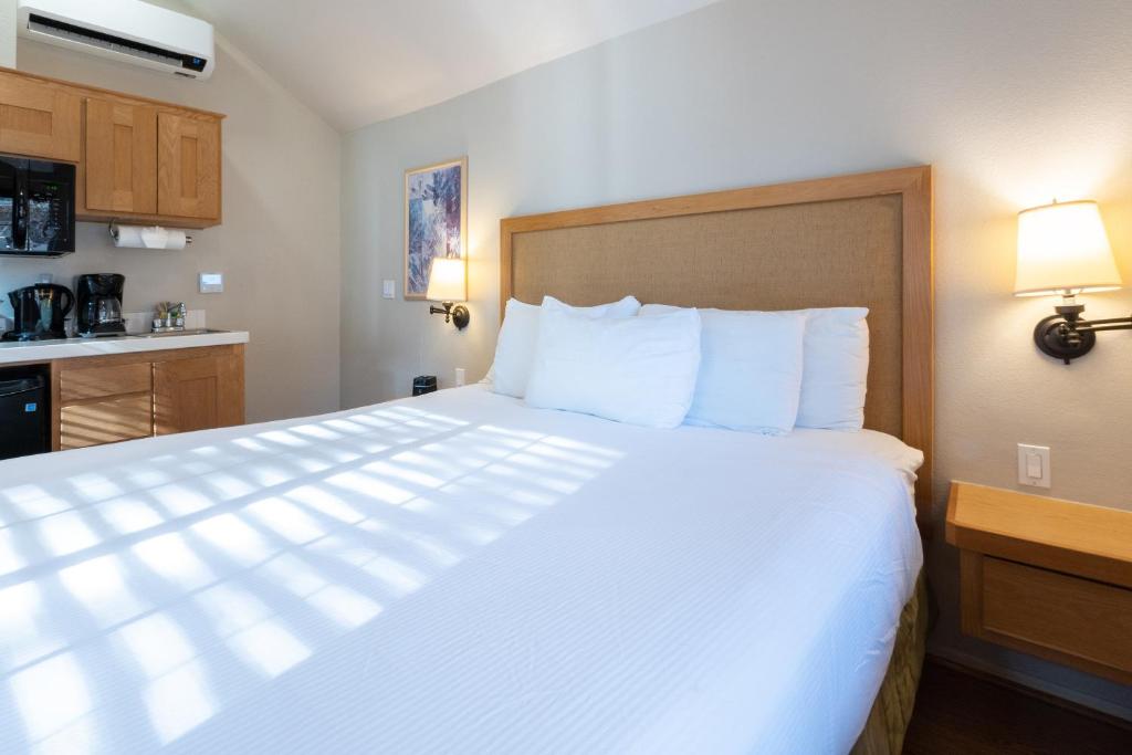 RiverPointe Napa Valley Resort photo
