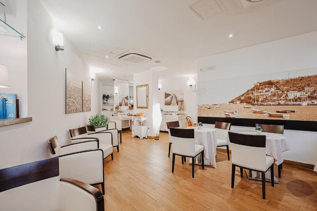 Posezení v ubytování Bi Hotel