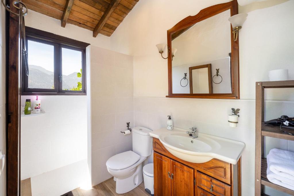 Koupelna v ubytování Casa Rural Alba Montis