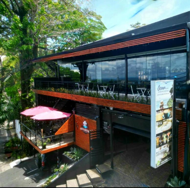 Hoone, kus hotell asub