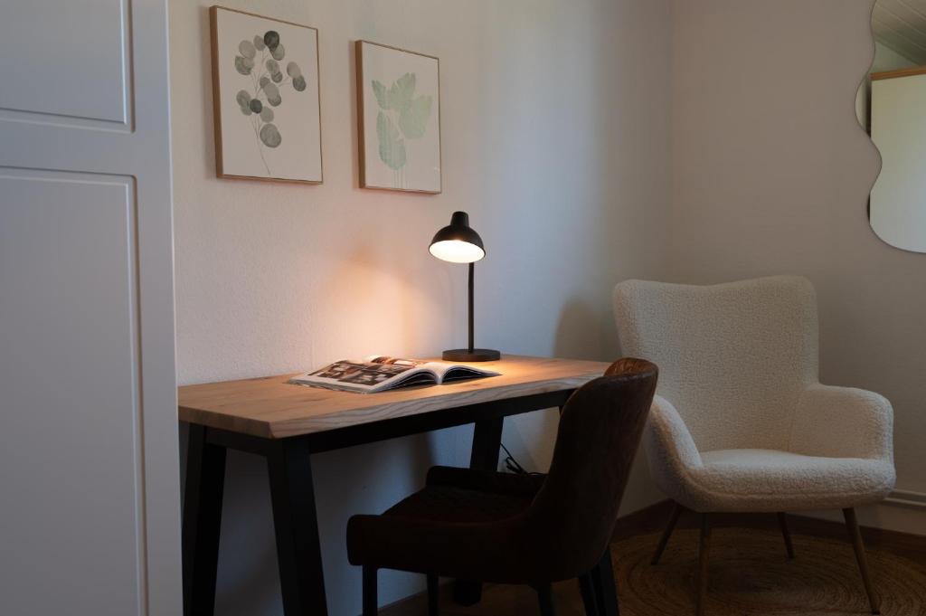 Posezení v ubytování Gruppen & Familien-Ferienhaus Hänsel
