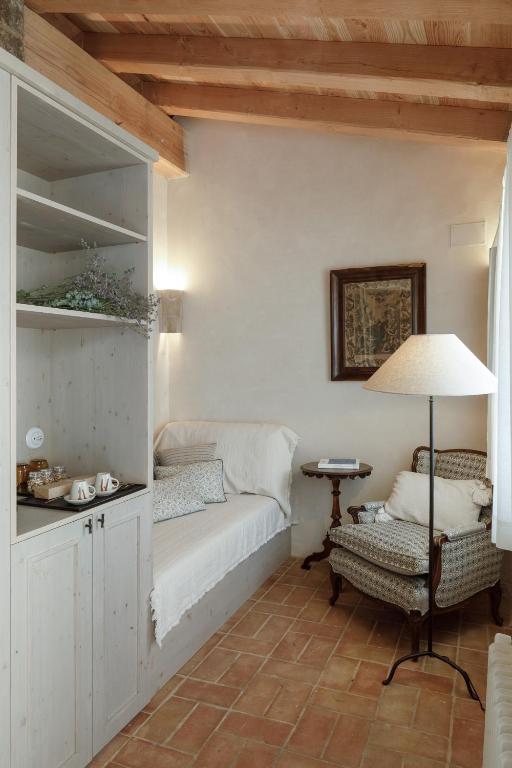 Hotel Castell de Vallgornera - Deluxe Room