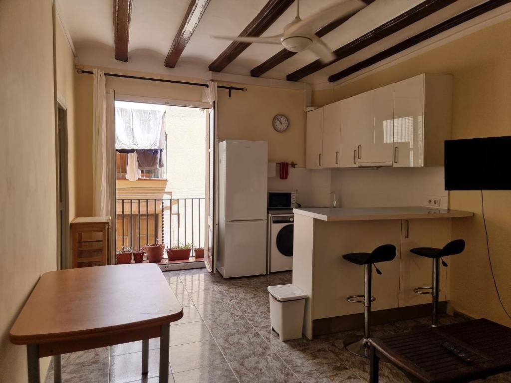 Apartment in Downtown 2 bedrooms AC 30 nigths min