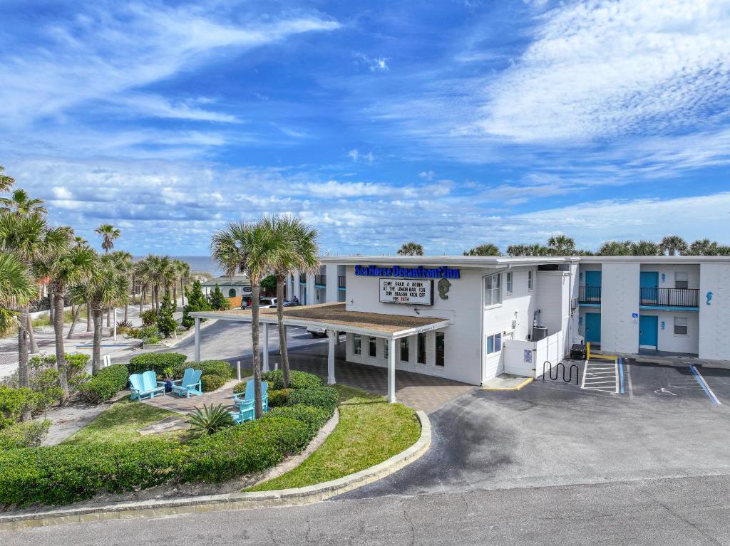 Seahorse Oceanfront Inn photo