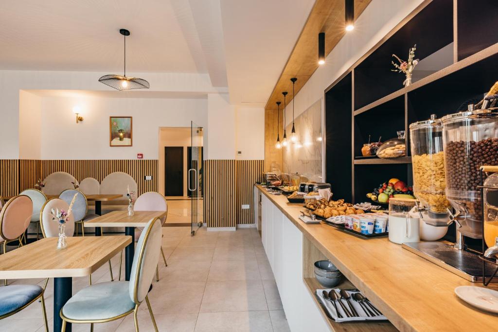 HOTEL AGORA Mures - Resim 22