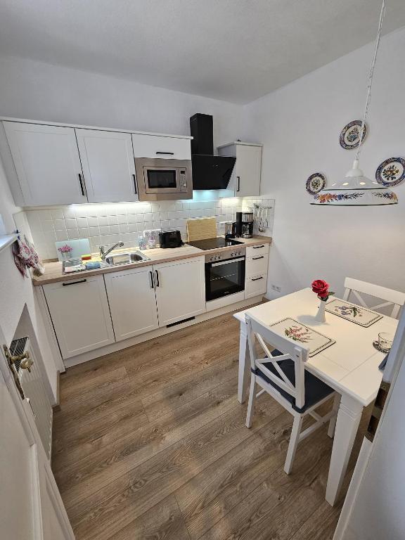 Landhaus Saaleck - Apartment Mit Terrasse