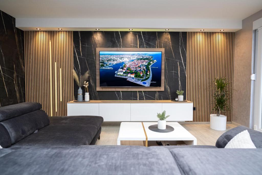 Apartment 88 - Private Heated Pool